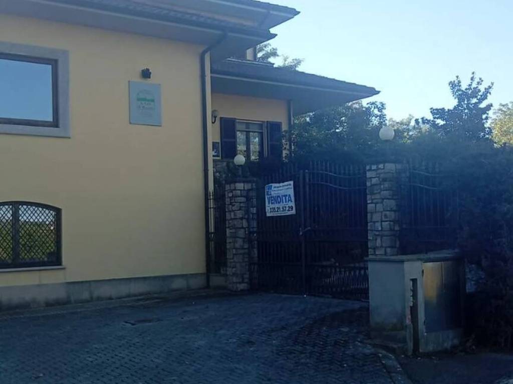 Villa a Casteggio in Via Teresio Bernini, 40 - Foto 4