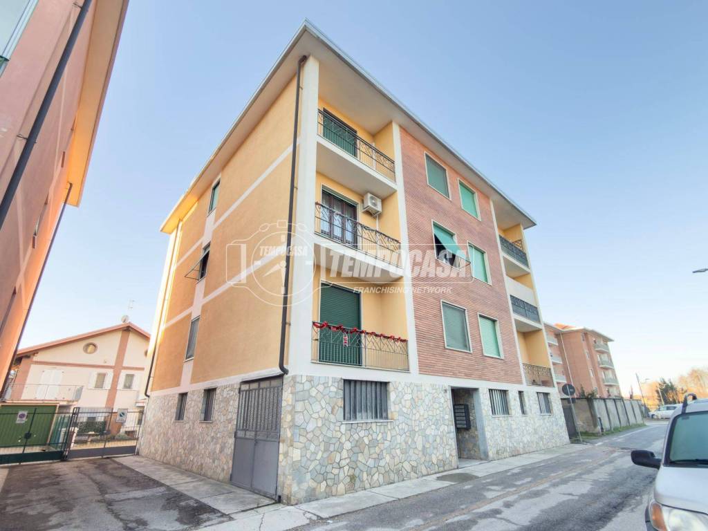 Appartamento a Cambiano in Via Giuseppe Mazzini 19 - Foto 3