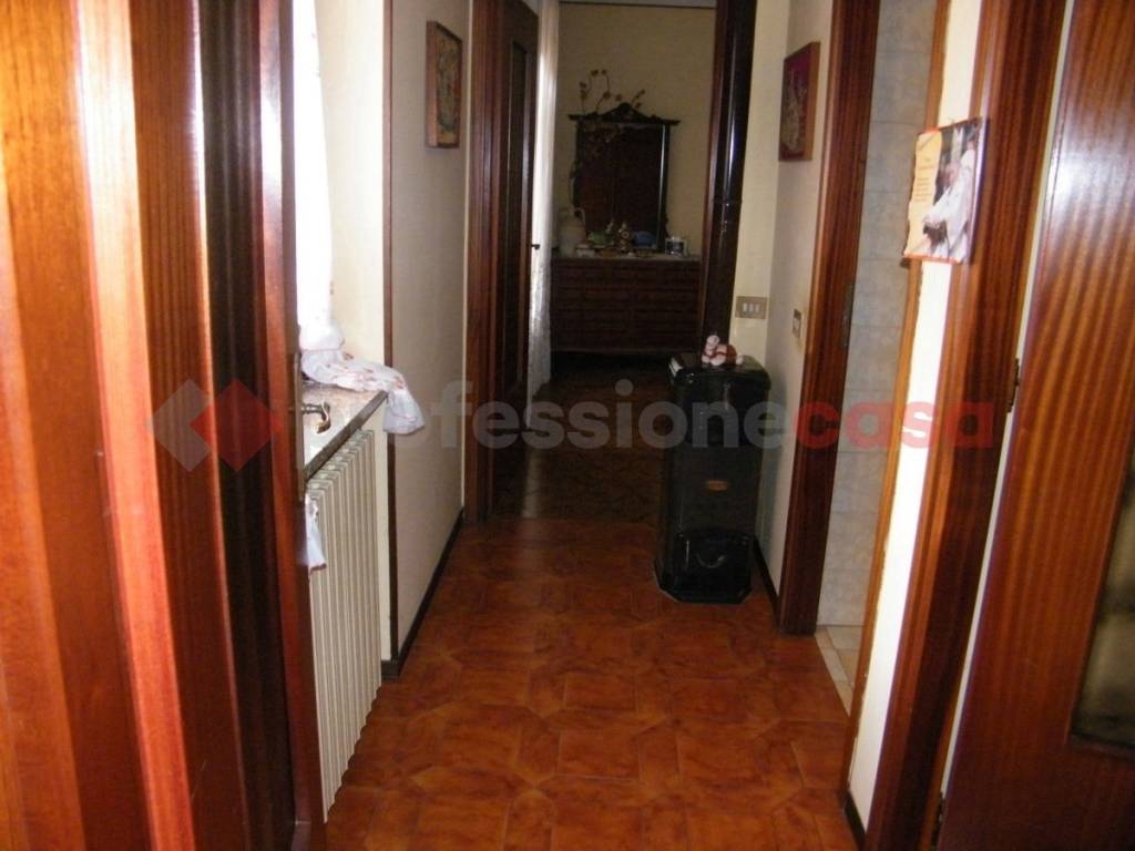 Casa indipendente a Bogogno in Vicolo Valle - Foto 4