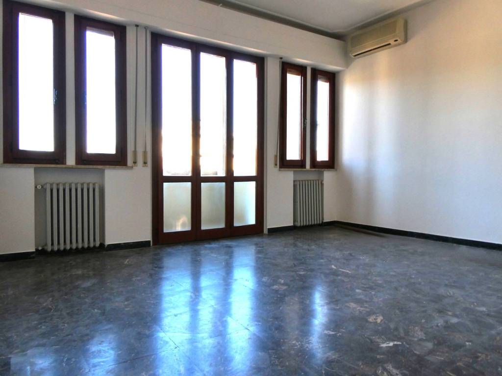 Appartamento a Empoli in Viale delle Olimpiadi - Foto 2
