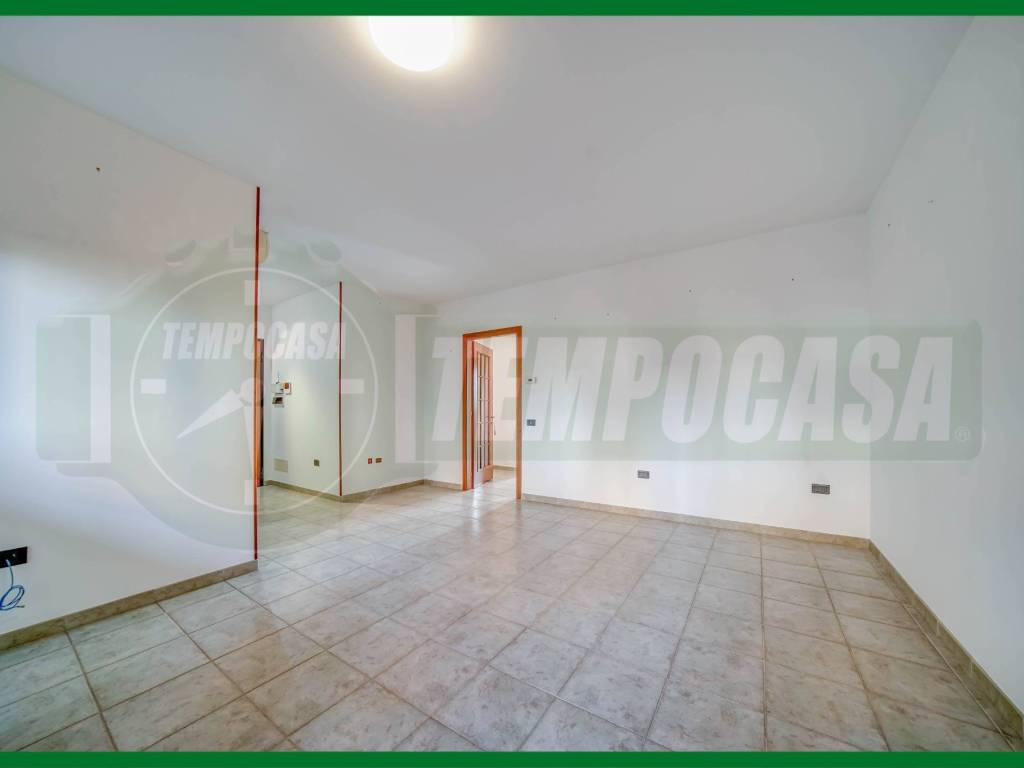 Appartamento a Gallarate in Via Olona - Foto 2