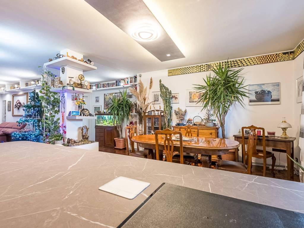 Appartamento a Orbassano in Via Vincenzo Monti, 11 - Foto 2
