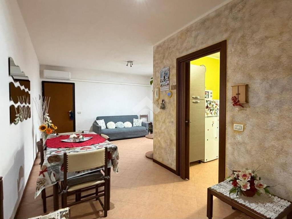 Appartamento a Vidigulfo in Via Cavagnera, 52 - Foto 2