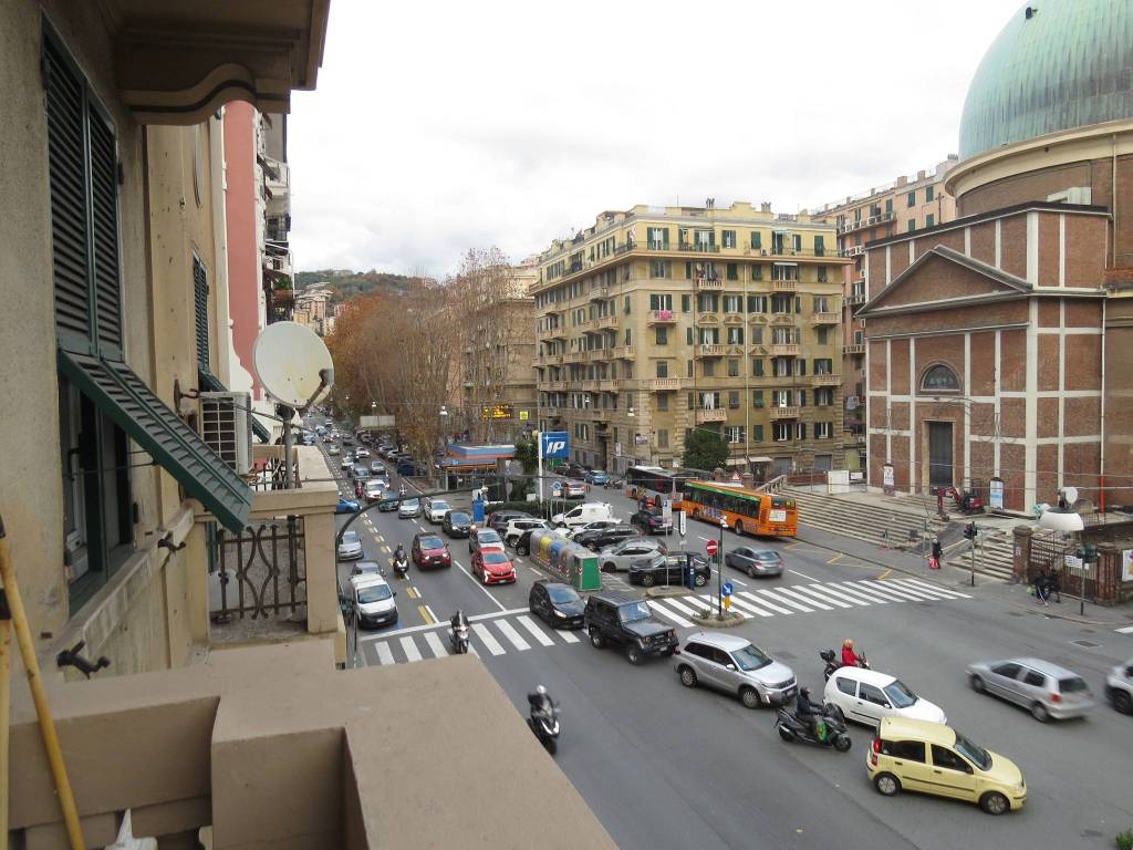 Appartamento a Genova in Corso Sardegna - Foto 2