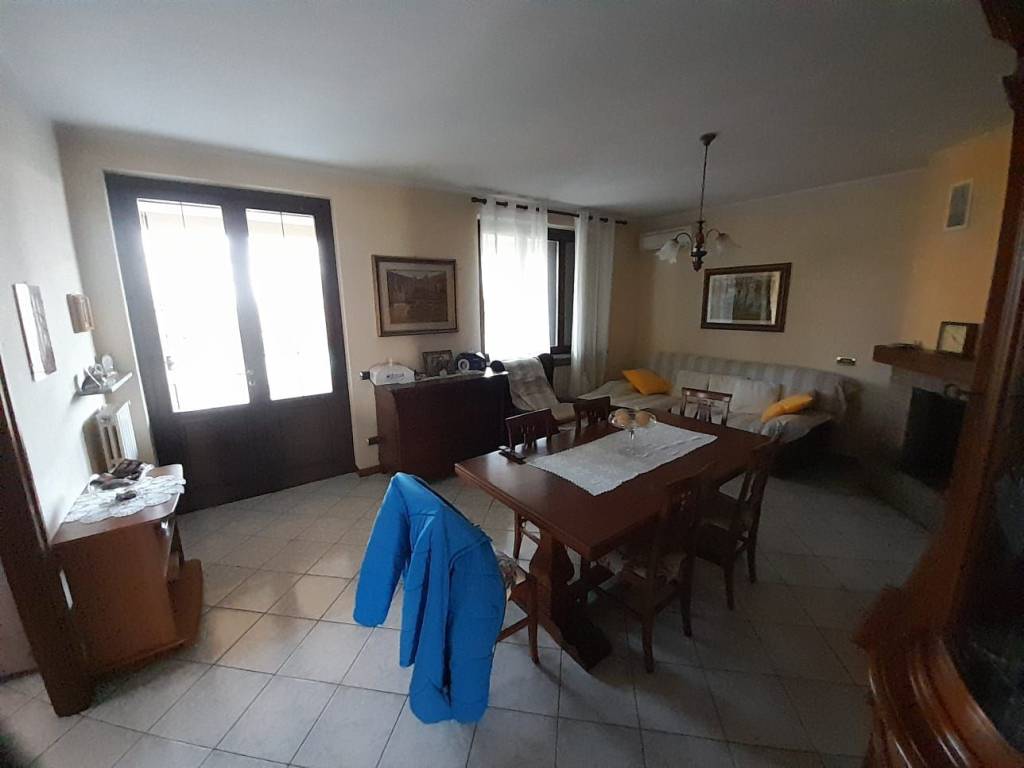 Villa a San giorgio piacentino in Frazione Godi - Foto 4