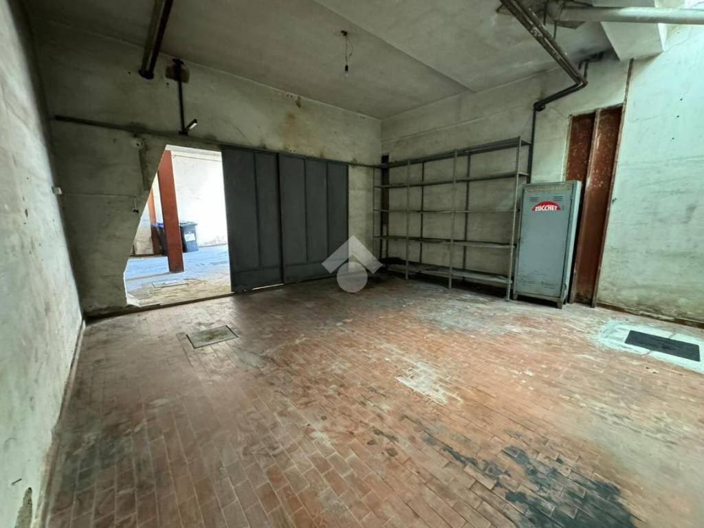 Box / garage a Messina in Viale della Libertà, 379 - Foto 5