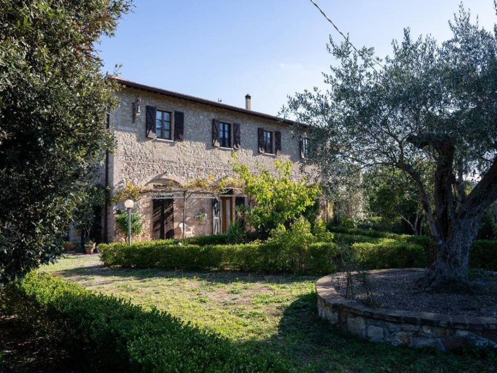 Palazzo / stabile a Grosseto in Strada Provinciale Alberese, 61 - Foto 5