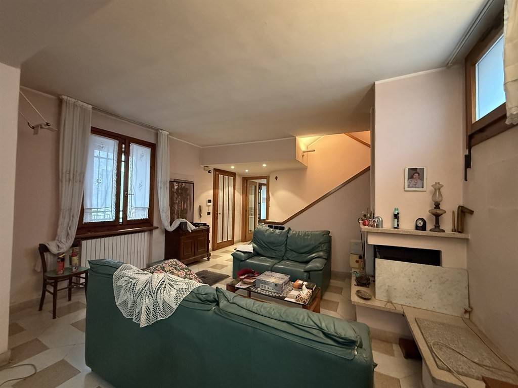 Casa indipendente a Calcinate in VIA ROMA - Foto 3