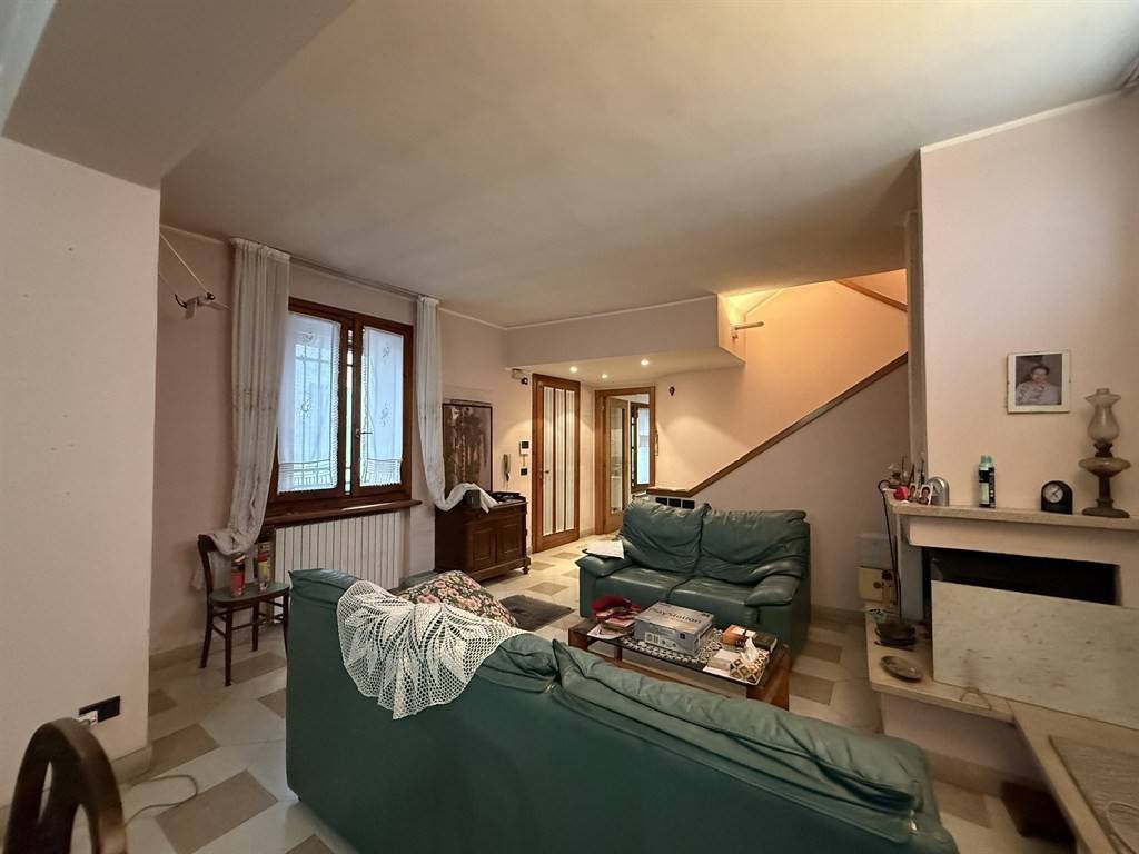 Casa indipendente a Calcinate in VIA ROMA - Foto 4