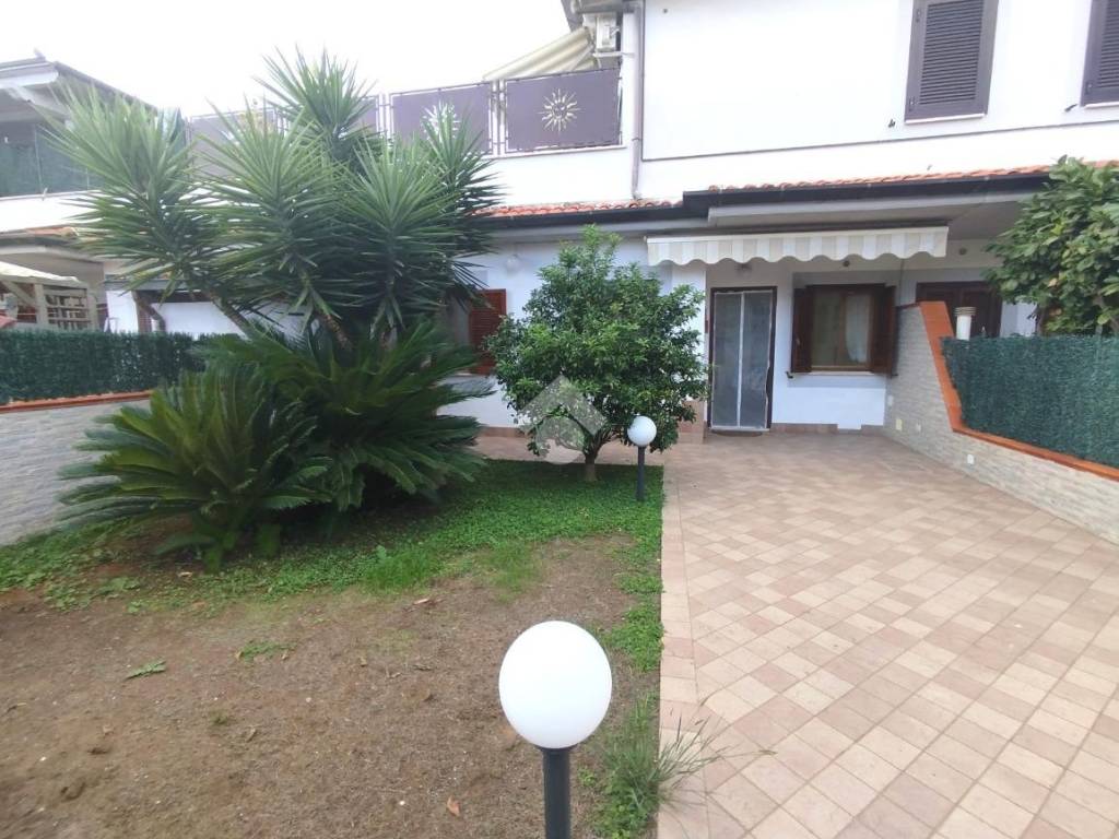 Appartamento a Terracina in Via Teodorico, 56 - Foto 3