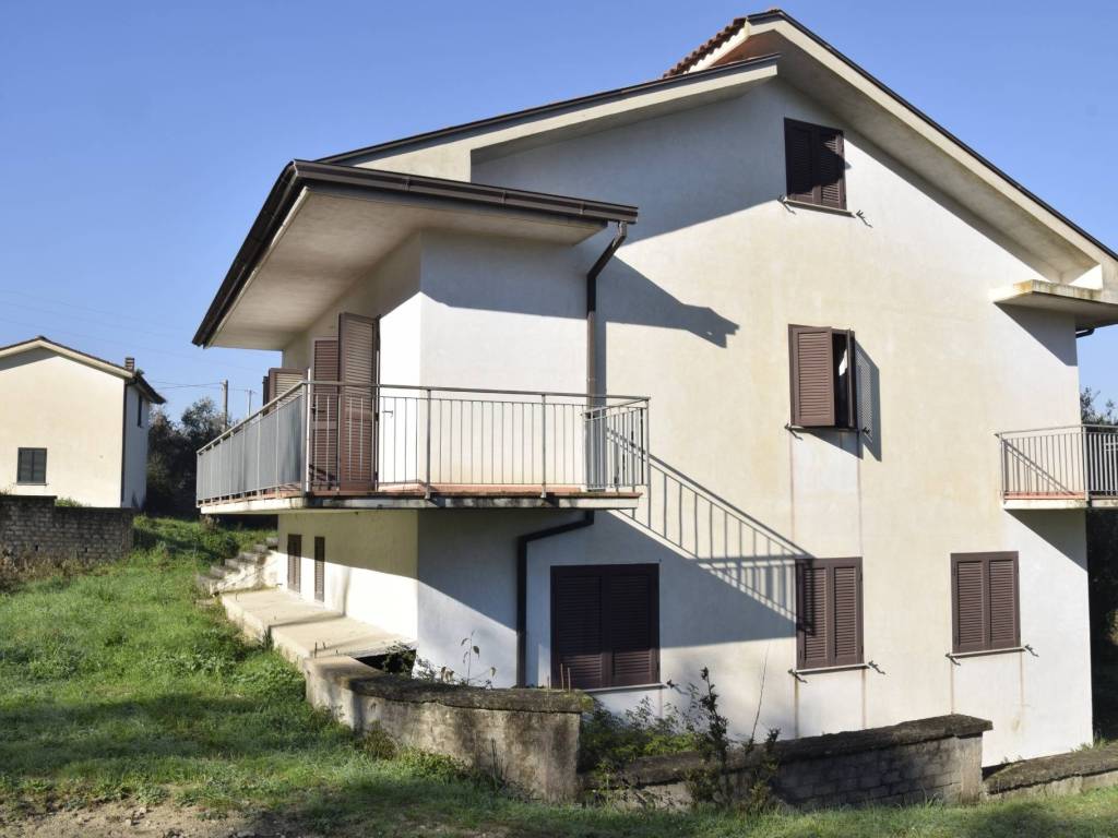 Villa a Esperia in Via provinciale 179 - Foto 4