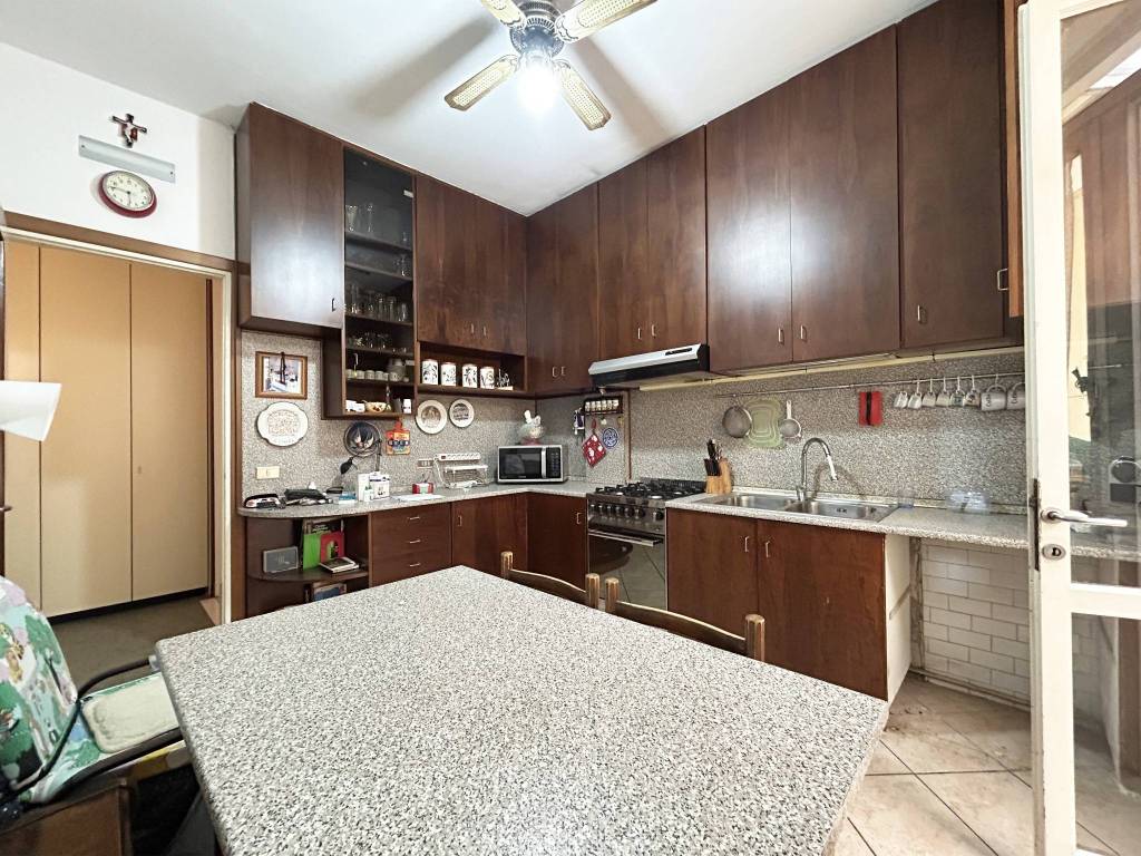 Appartamento a Thiene in Via Divisione Julia, 49 - Foto 4