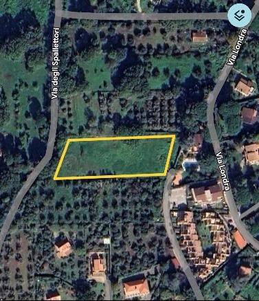 Terreno a Bracciano in Via degli Spalletoni - Foto 2