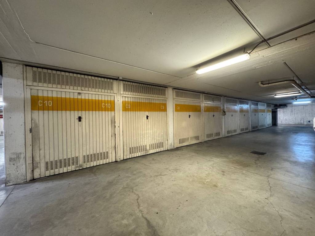 Box / garage a Pavia in Via Vincenzo Monti - Foto 4