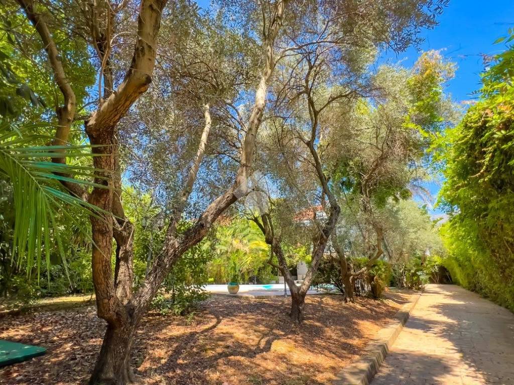 Villa a Formia in Via Lungomare Città di Ferrara, 27 - Foto 3