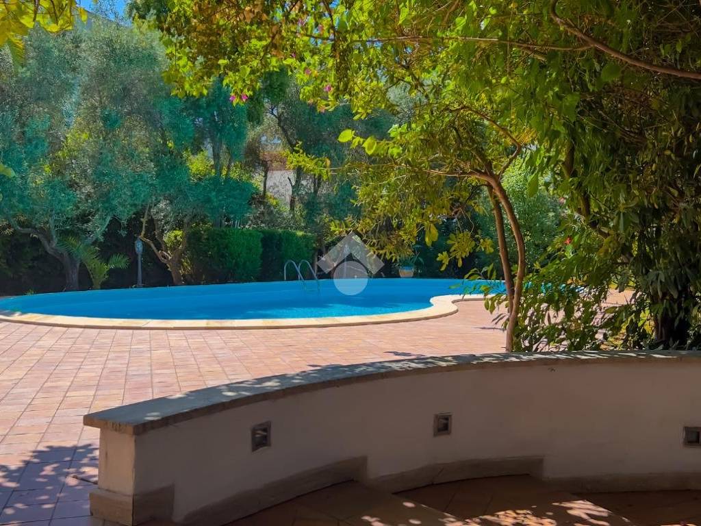 Villa a Formia in Via Lungomare Città di Ferrara, 27 - Foto 4