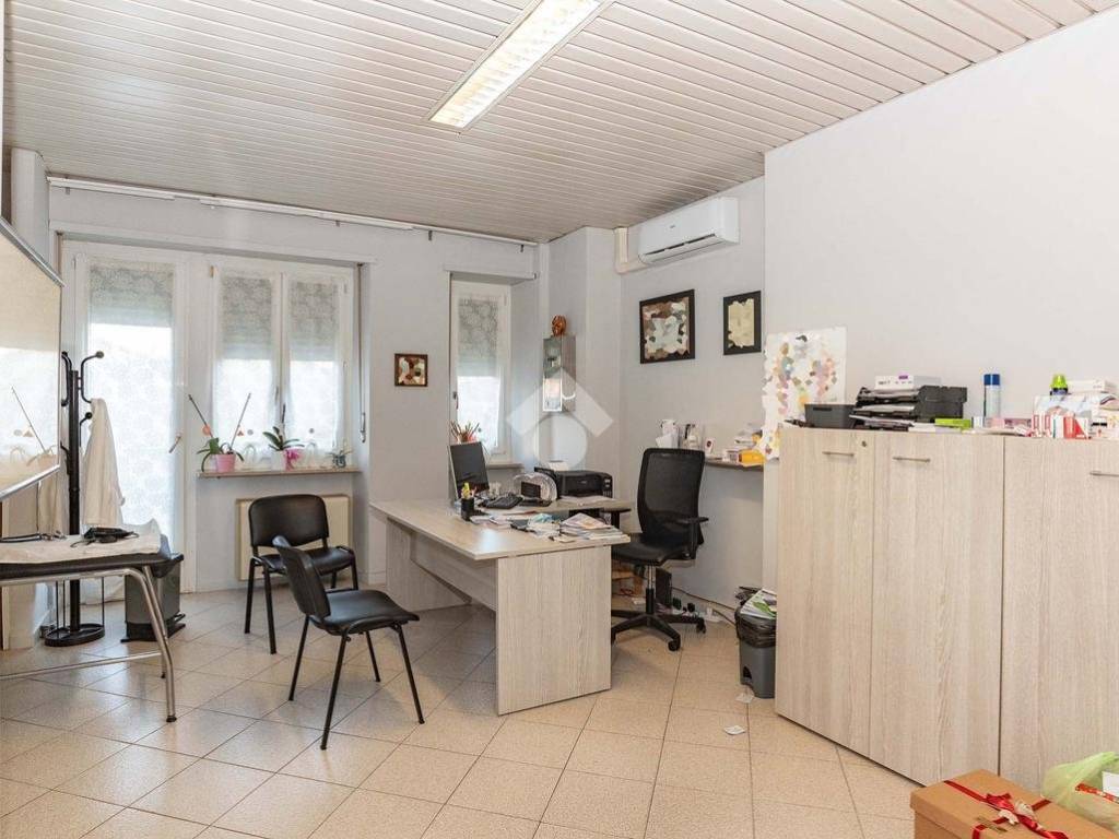 Appartamento a Ciriè in Via roma, 76 - Foto 4
