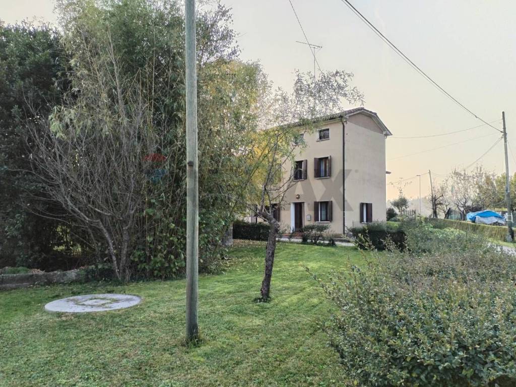 Casa indipendente a Colle umberto in Via Faliero Marin, 11 - Foto 4