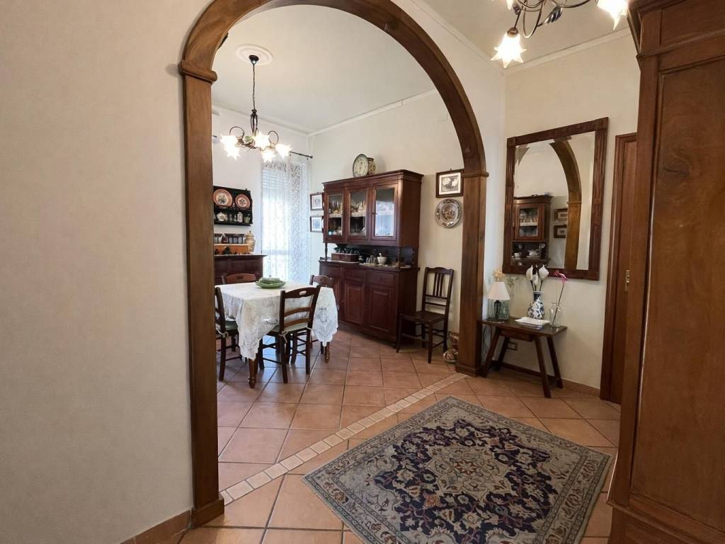 Appartamento a Moncalieri in Viale Stazione - Foto 4