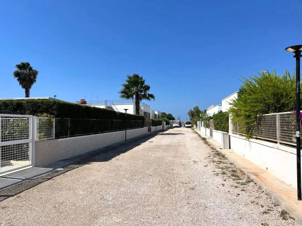 Villa a Porto cesareo in Via Mare Del Nord No Number - Foto 3