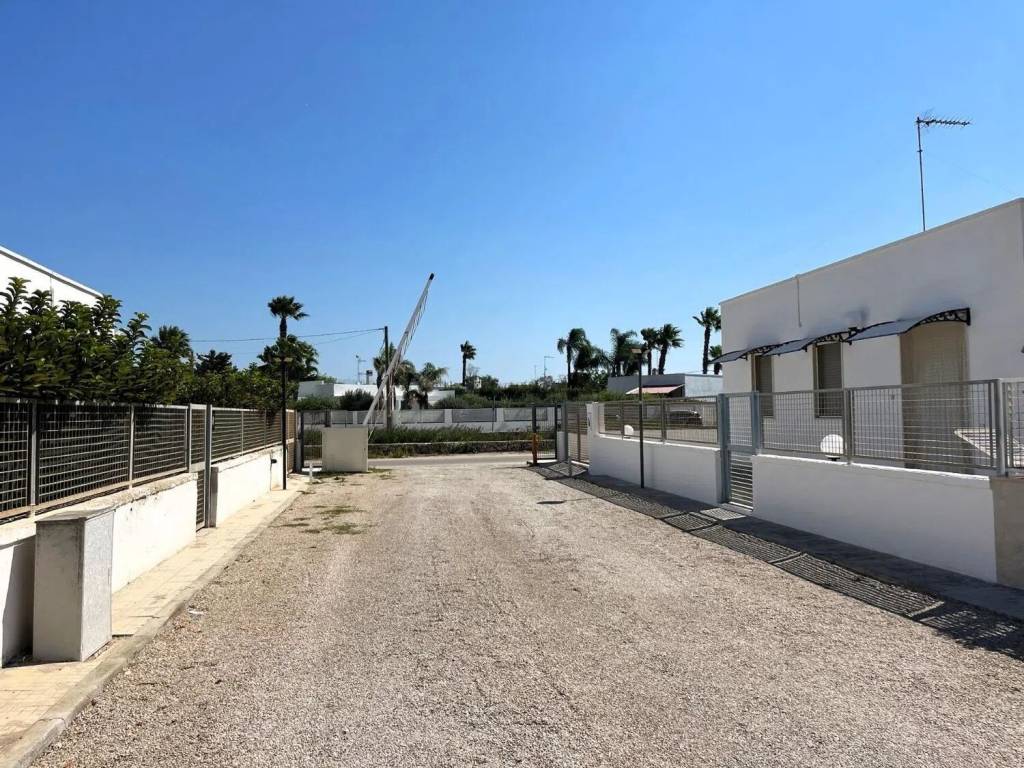 Villa a Porto cesareo in Via Mare Del Nord No Number - Foto 4
