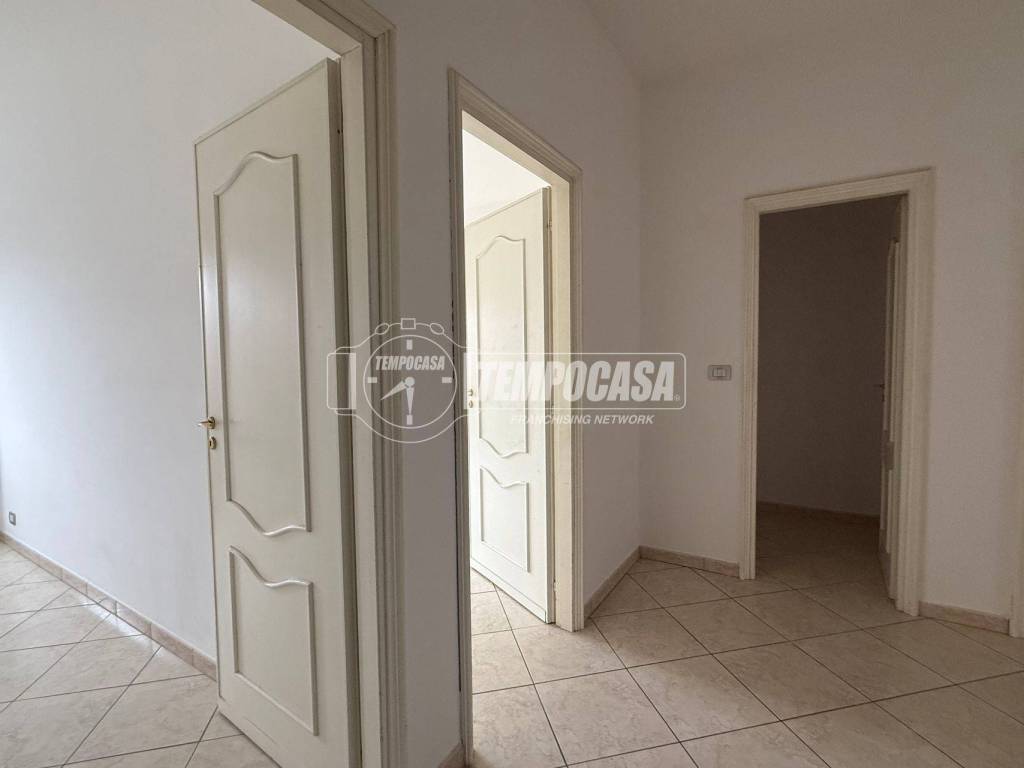 Appartamento a Asti in Via Giuseppe Cagna 12 - Foto 2