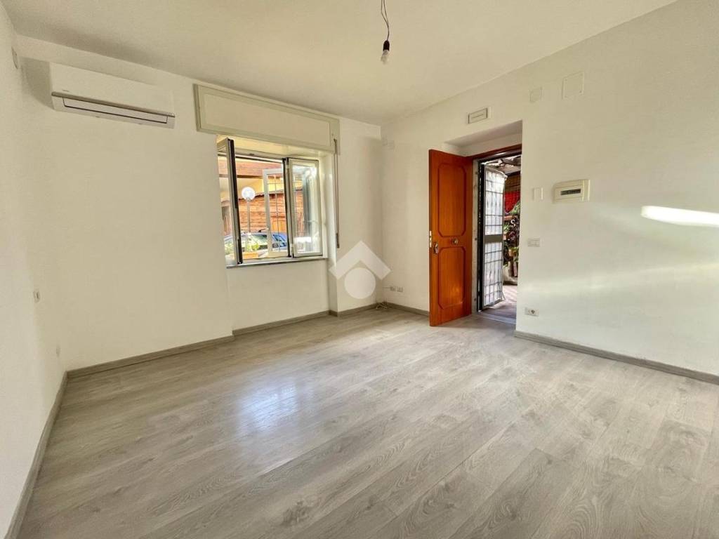 Appartamento a San giorgio a cremano in Via Buongiovanni, 76 - Foto 2
