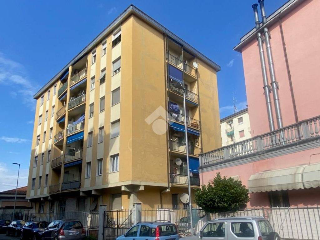 Appartamento a Voghera in Via Giovanni Plana, 111 - Foto 2
