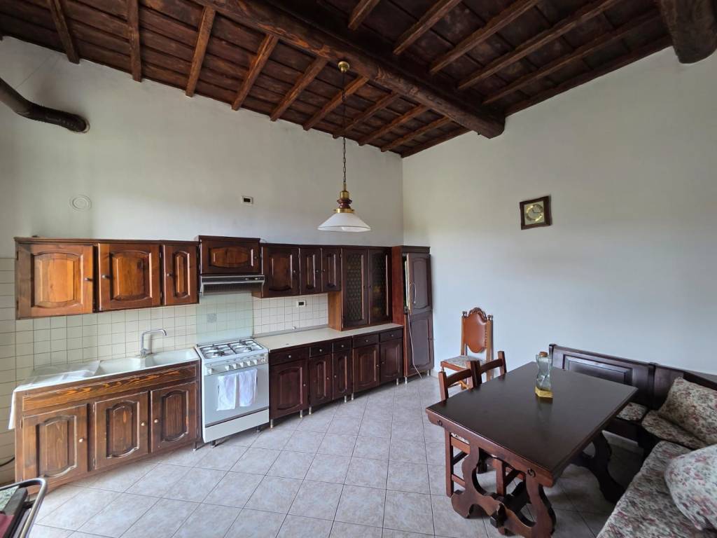 Appartamento a Caprarola in Via Roma, 58 - Foto 2