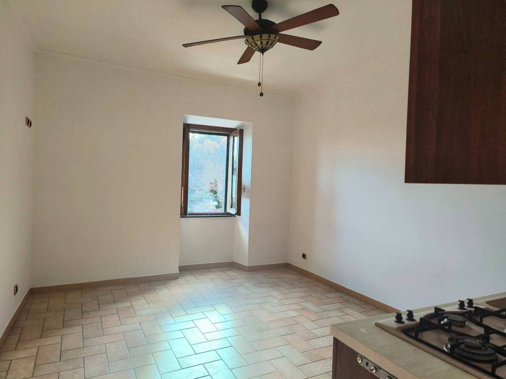 Casa indipendente a Soriano nel cimino in Borgo di Sotto - Foto 2