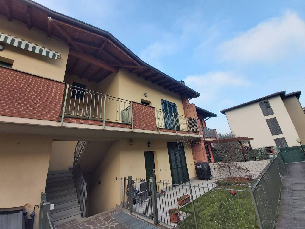 Appartamento a Capriate san gervasio in Via Carlo Alberto Dalla Chiesa, 46 - Foto 3
