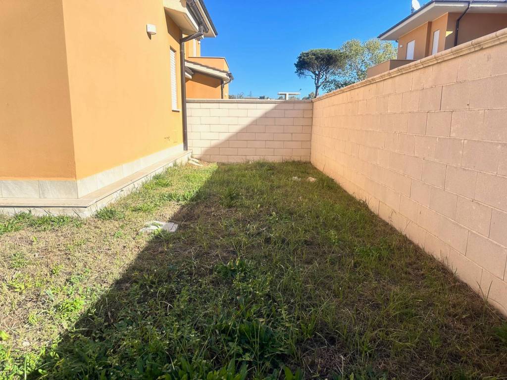 Villa a Fiumicino in Via dei Falconieri - Foto 3