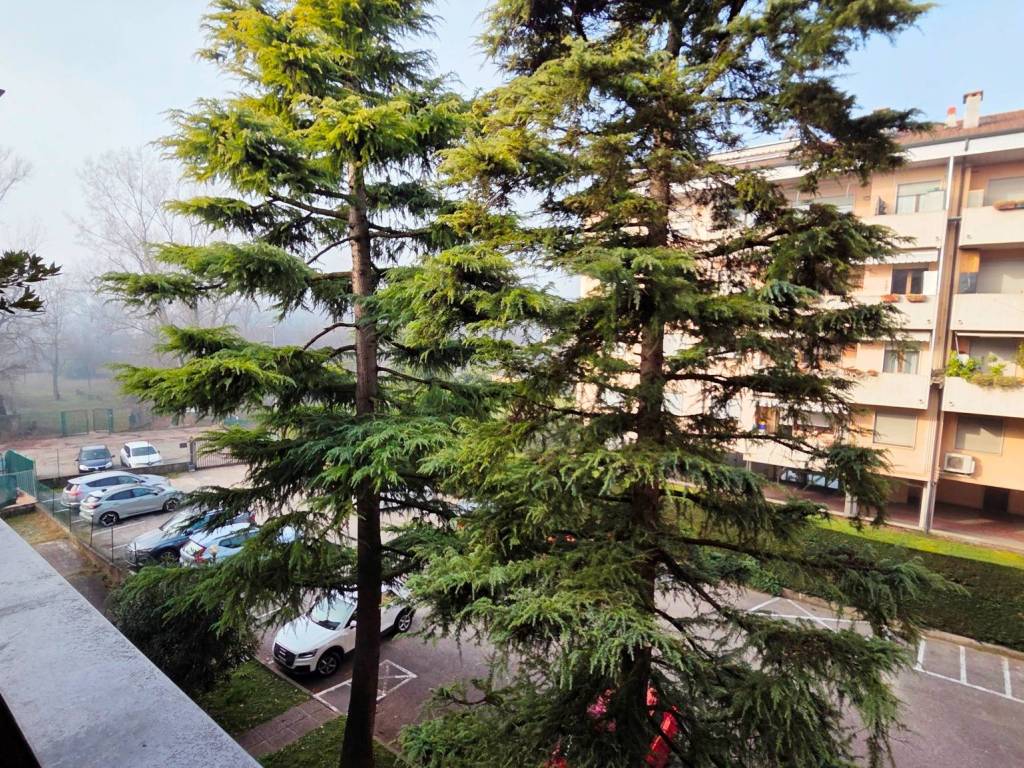Appartamento a Verona in Via Albere, 90 - Foto 2
