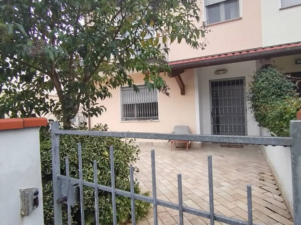 Villa a Lugo in Via Marzabotto, 6 - Foto 5