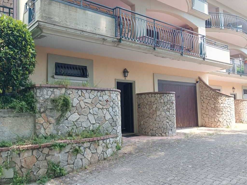 Villa a Mercogliano in Viale San Modestino - Foto 2