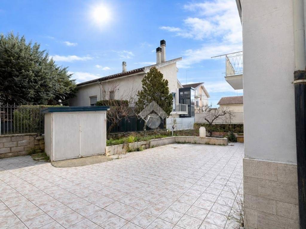Casa indipendente a San giovanni rotondo in Via Alcide de Gasperi, 7 - Foto 3