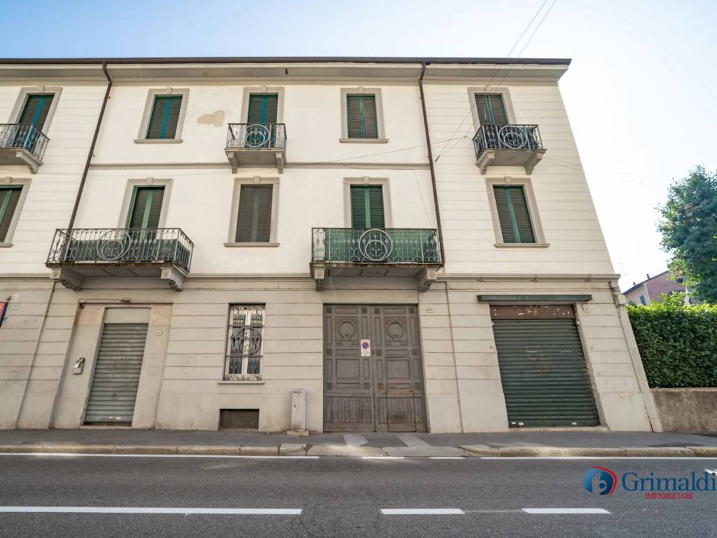 Villa a Saronno in Via San Giuseppe, 81 - Foto 2