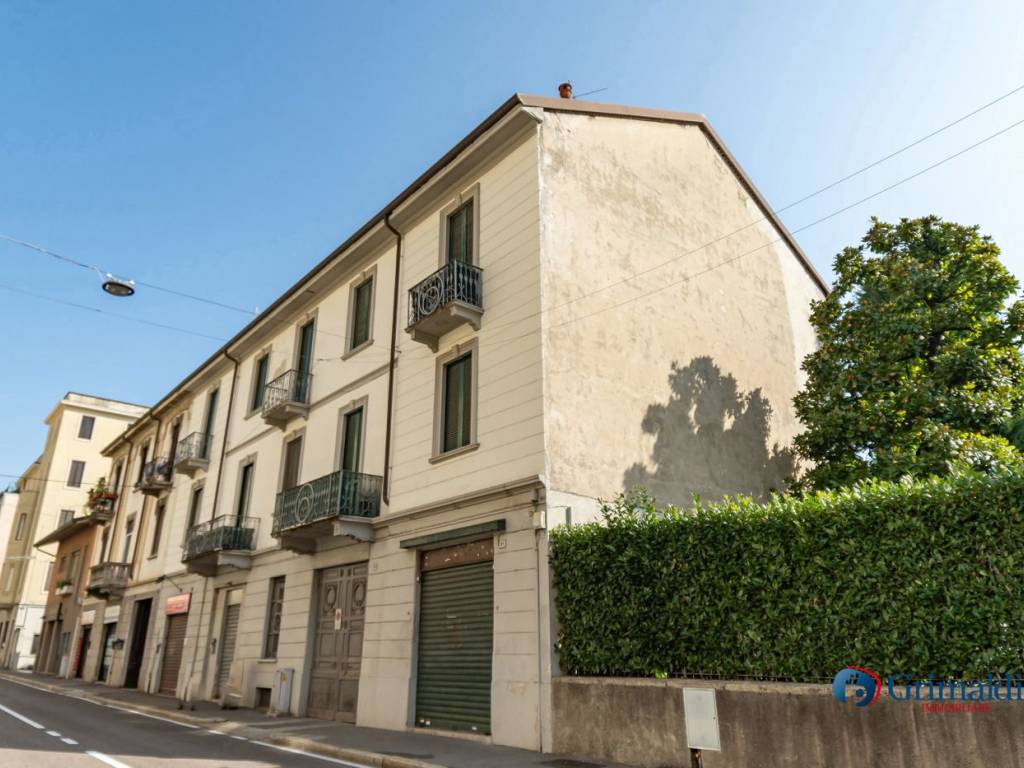 Villa a Saronno in Via San Giuseppe, 81 - Foto 3