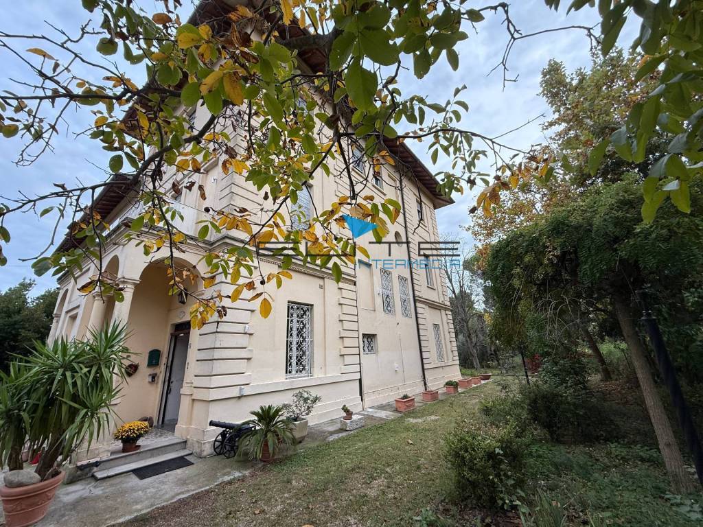 Villa a Spoltore in Strada Statale 16 Bis Monte, 22 - Foto 2