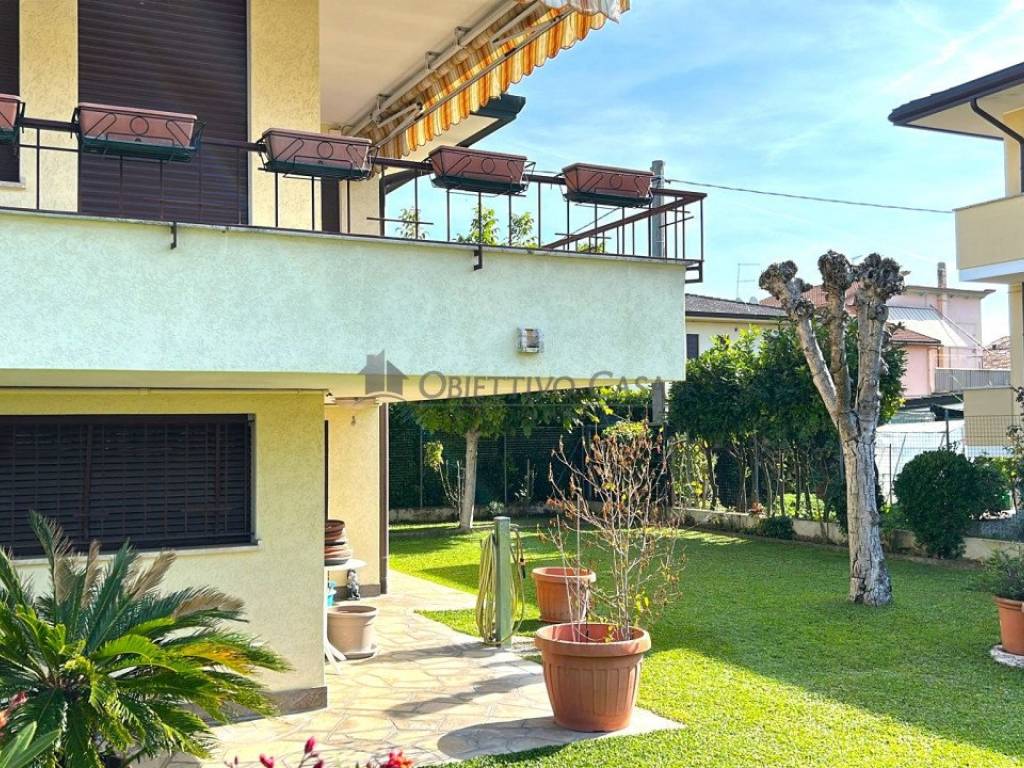 Casa indipendente a Montegrotto terme in Corso delle Terme - Foto 3