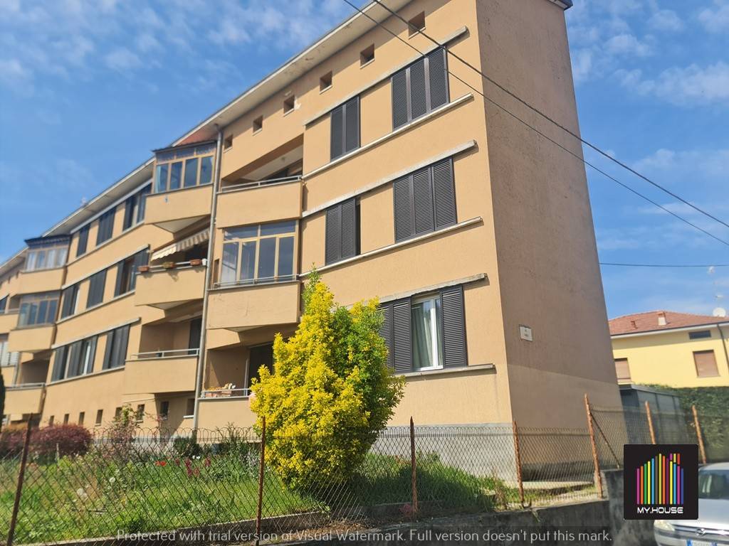 Appartamento a Jerago con orago in Via Alessandro Volta, 35 - Foto 3
