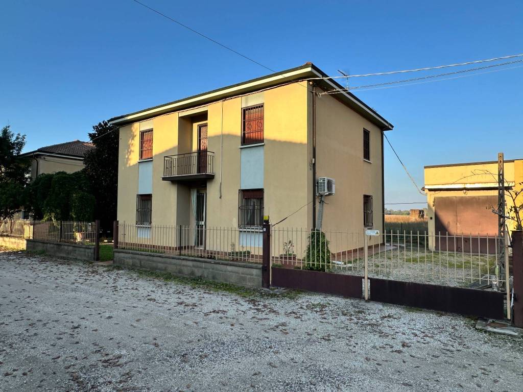 Villa a Molinella in Via Pablo Neruda, 1 - Foto 2