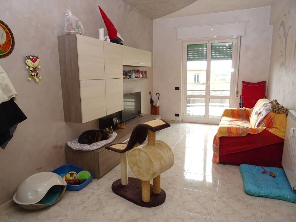 Appartamento a Genova in Via Gian Battista Gaulli - Foto 3