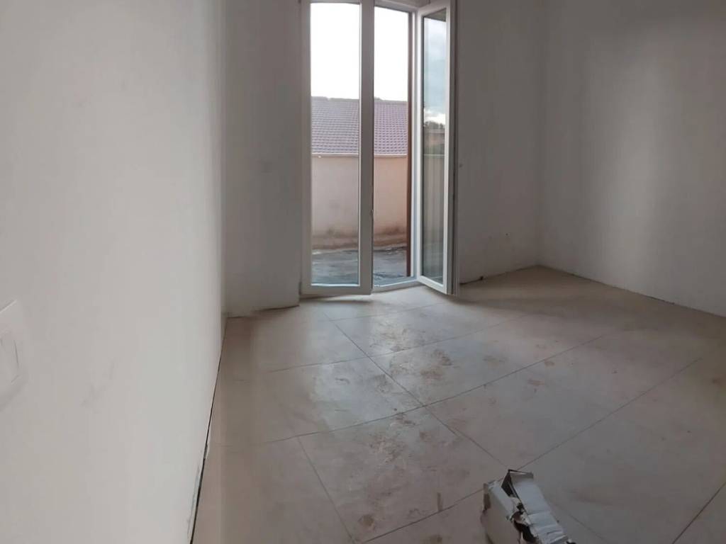 Villa a Ladispoli in Via Della Luna - Foto 4