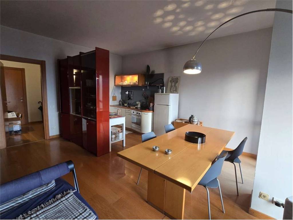 Appartamento a Verbania in piazza carlo leone fabbri - Foto 2