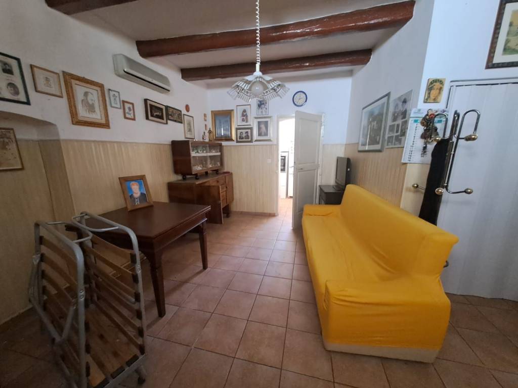 Casa indipendente a Valenzano in Via Tufaro - Foto 4