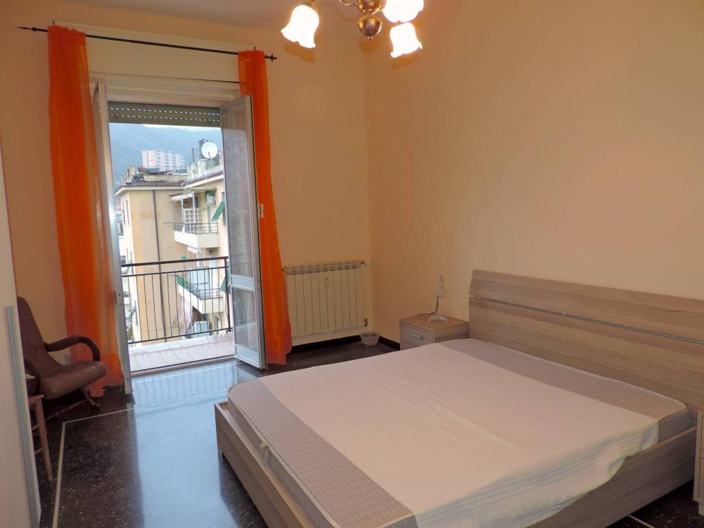 Appartamento a Genova in Via Armando Pica - Foto 2