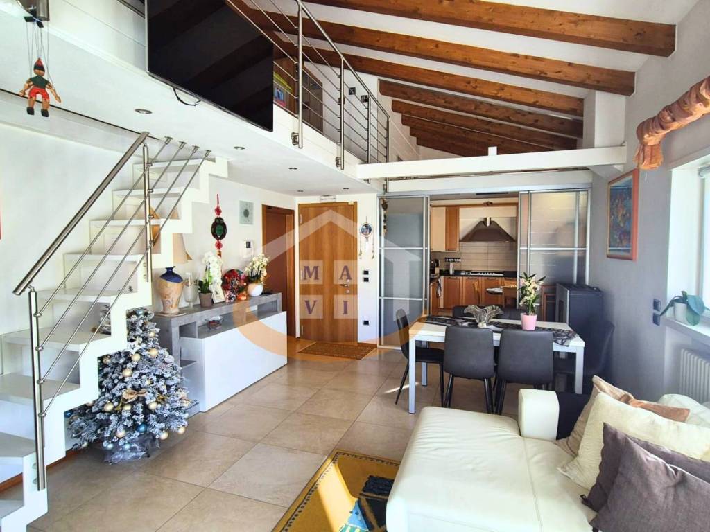 Appartamento a Nago-torbole in via strada granda - Foto 4