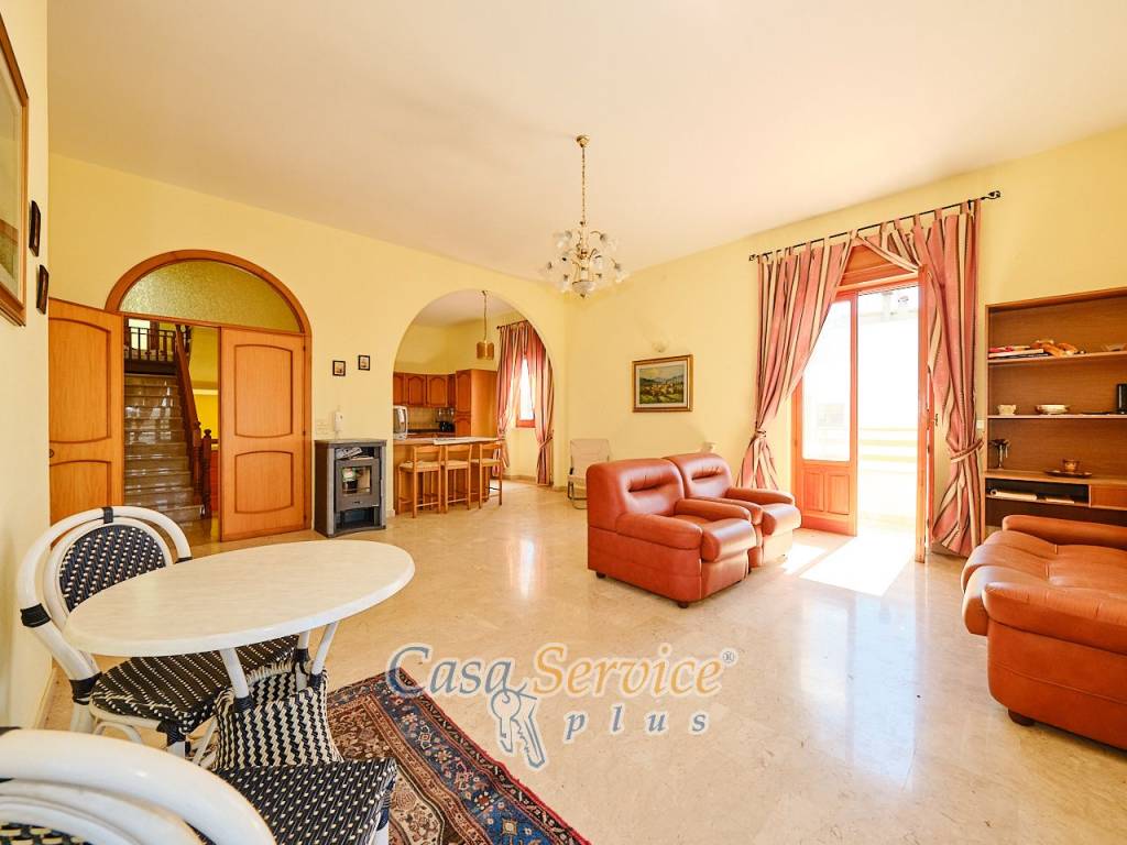 Casa indipendente a Matino in Via Savona - Foto 2