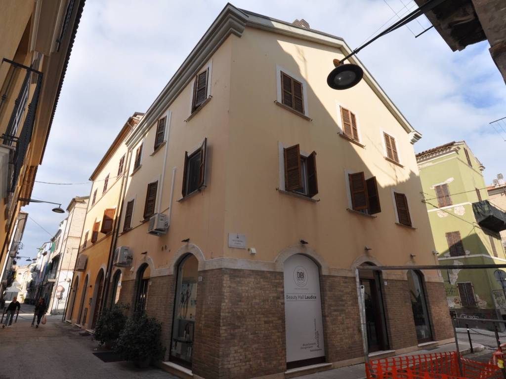 Villa a San benedetto del tronto in Via Aspromonte, 35 - Foto 3